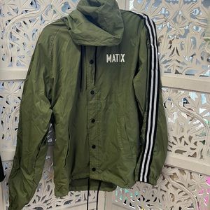 NWT Matix olive windbreaker. Compton surf club. Size L.